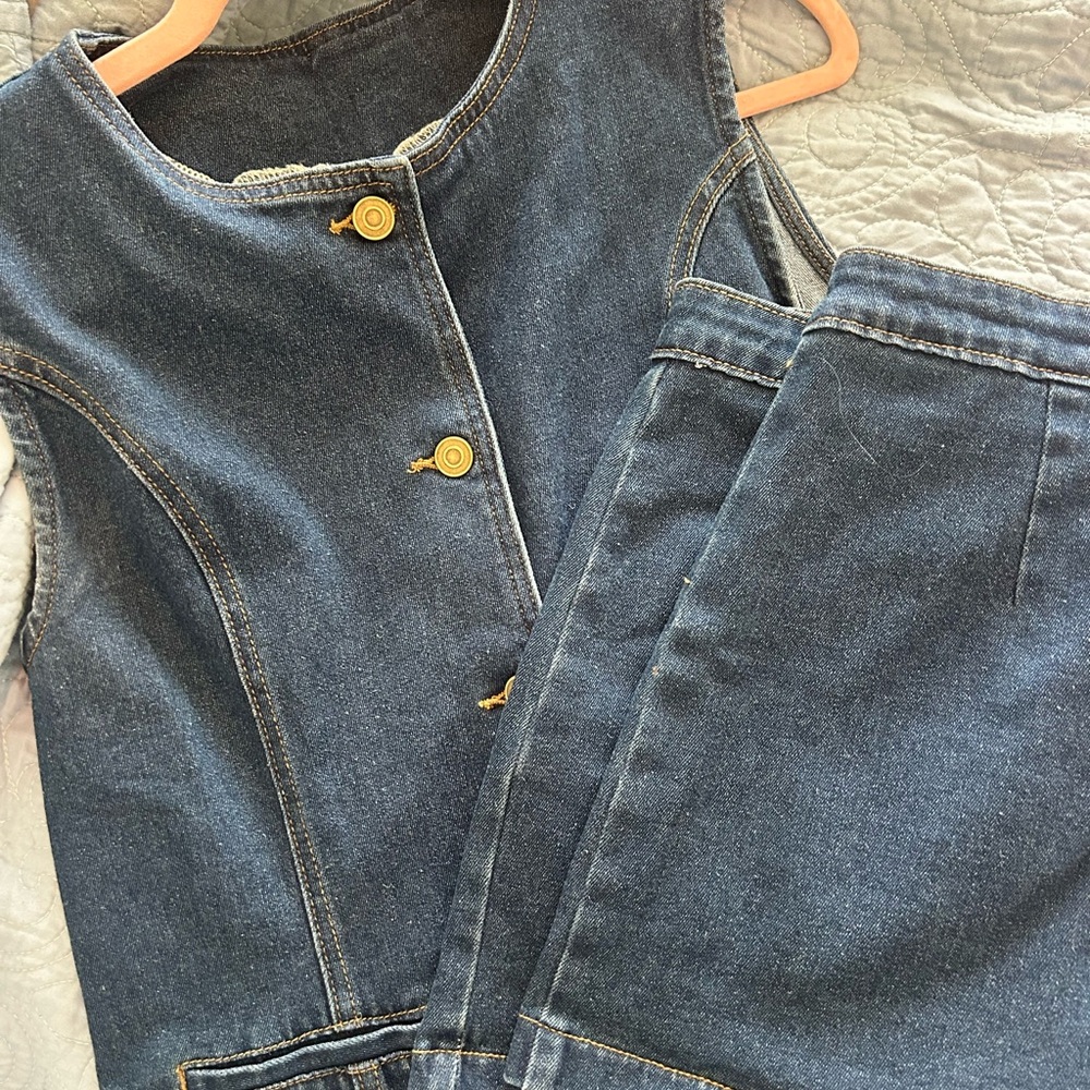 Women's Blue Denim Jean short + vest set